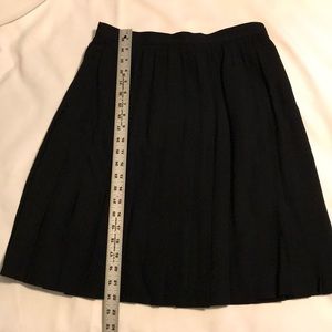 Women’s JH collectibles size 12 black wool skirt